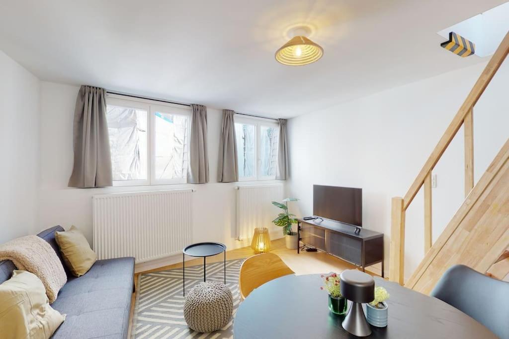 La Mezzanine Sur Les Toits - Opera/St-Lambert Apartment Liege Bagian luar foto
